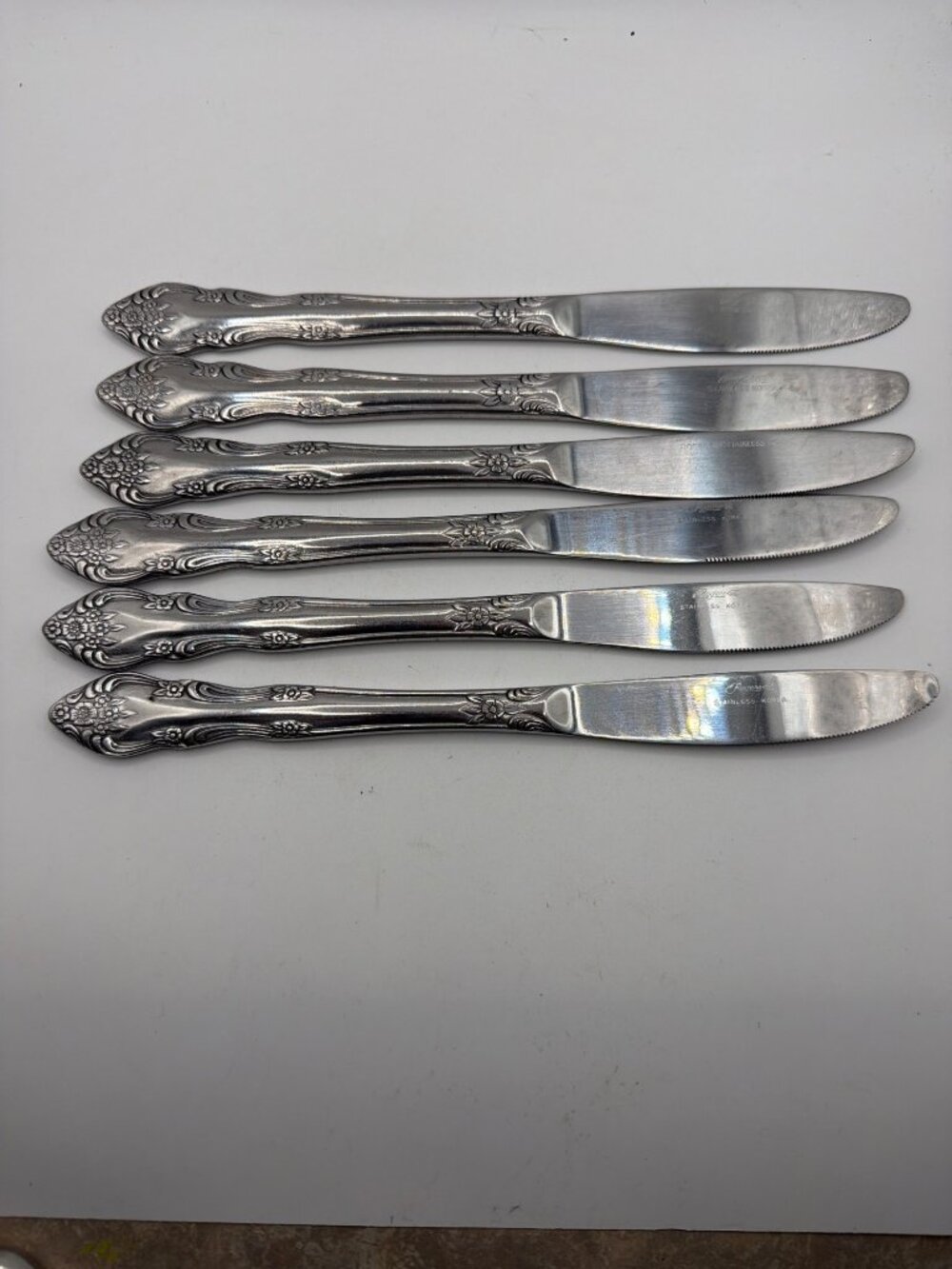 Rogers Stainless Korea Vintage Floral Flat Handle Dinner Knives Set Of 6